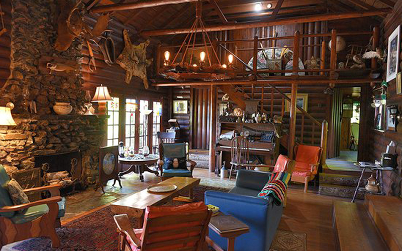The Outpost Lodge